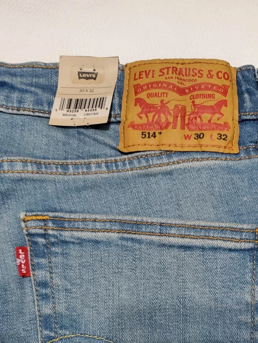 Levi's 514 Straight Leg Jeans 30